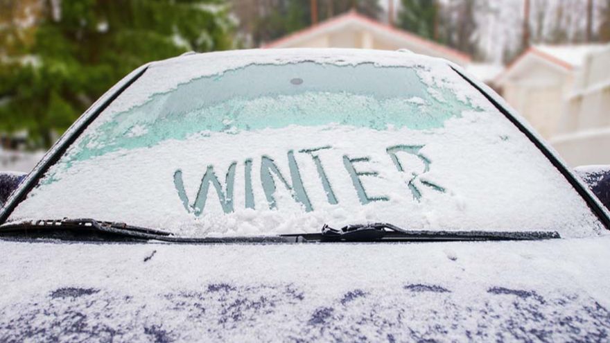 Autóápolás télen, avagy 5 folyadék, amire szükséged lesz